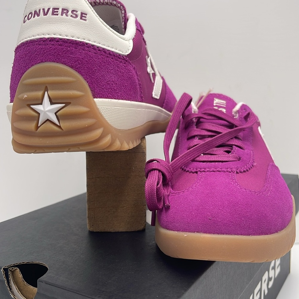 Converse Men’s RUN STAR TRAINER OX QUANTUM VIOLET/EGRET/WHITE
A13361C Sneakers - Picture 10 of 16